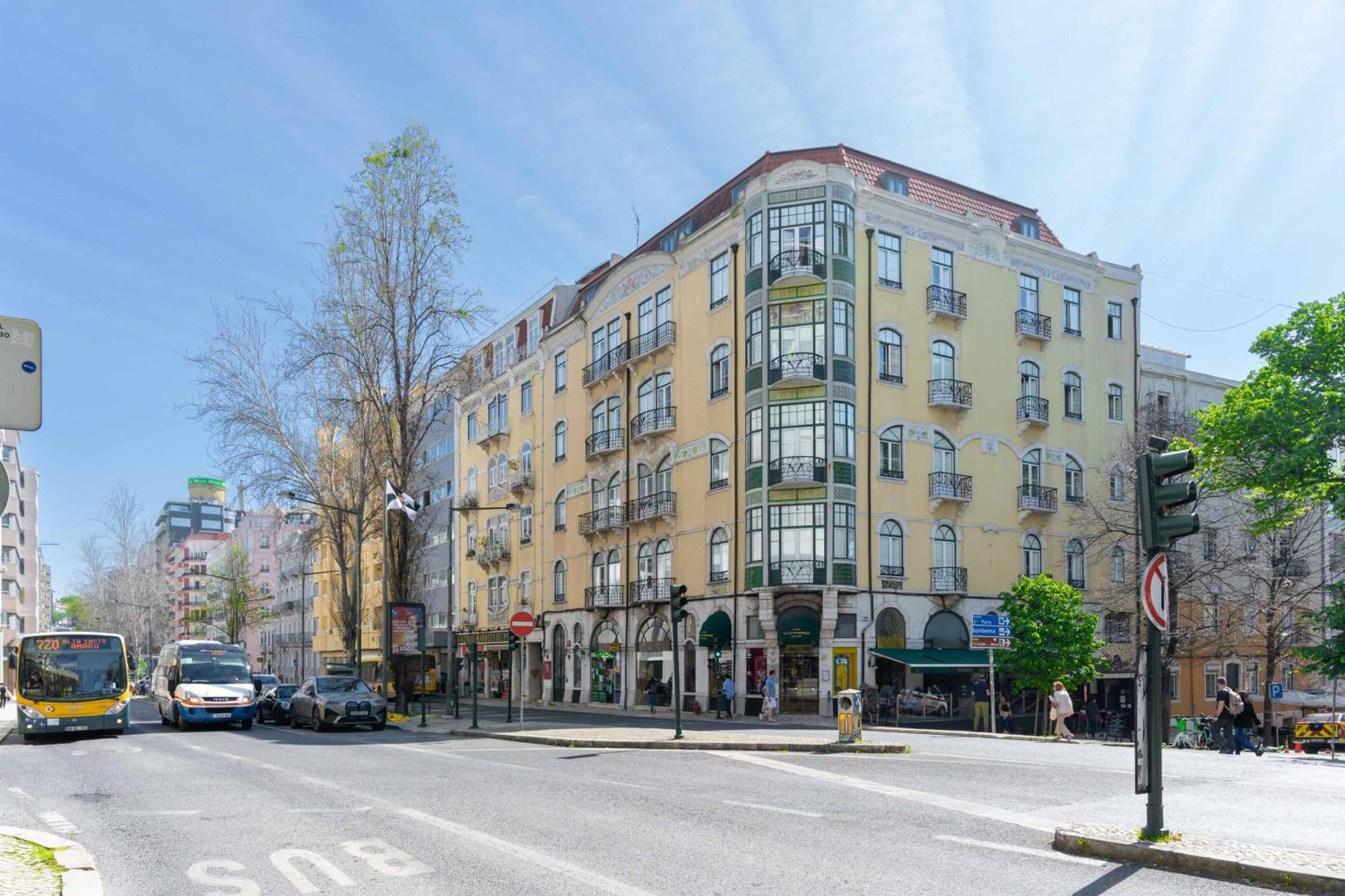 Limehome Lisbon Rua Eca De Queiroz, Lisbon